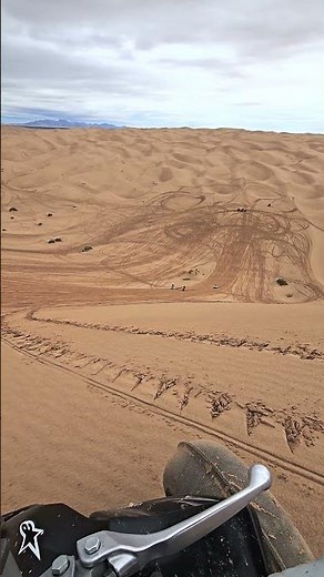 China wall race 2 450s vs 700r. #glamis #thanksgiving #foxshocks ‪@AlldreadProductions‬