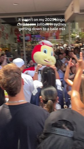 Jollibee Makes a Splash in Sydney!