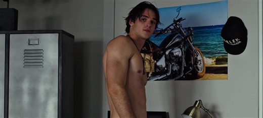 The Kiss in The Kissing Booth: A Deeper Look