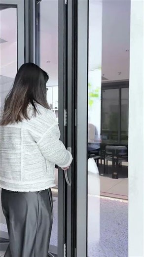Bifold door -anti-pinch design,safe and reliable #home #doors#bifoldingdoors