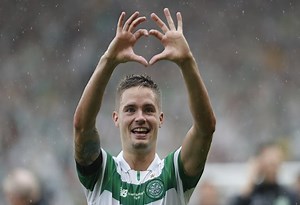 Celtic news: Twitter reacts to Lustig injury v Paris Saint-Germain