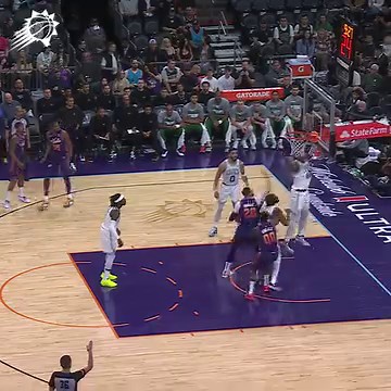 Nurk cleaning up the boards 💪 | Phoenix Suns