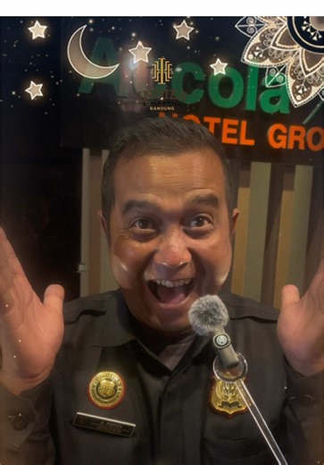 Marhaban Ya Ramadan… Selamat menjalan ibadah puasa… Semangat terus ibadahnya yaah 😍✨🙏❤️ Semoga Allah melimpahkan berkah-Nya untuk kita semua. 🙏💫 📍 INDIES STYLE HOTEL BANDUNG JI. Kebon Jati No.32, Kb. Jeruk, Kec. Andir, Kota Bandung, Jawa Barat 40181 For booking and more information 📞 022 4224600 📲 Reservation 085179792049 Contact Person Vino 085224335434 #Ind#IndiesStyleHotelBandungtarhotel #iftarhotelbandung #iftarbandung #Accolahotelindonesia