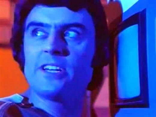Space 1999 S01E02 Force of Life
