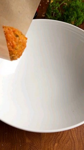 Recipes | Food | Cuisine 🍪 on Instagram: "Crispy potato cheese balls💕🤤 This is your sign to try this amazing recipe 🤩👇 . First follow @tasty.recipe.hub for more . ➡️Ingredients: 300g potatoes 100g Emmental cheese 40g mozzarella 2 tbsp cornstarch 2 tbsp parsley Salt pepper 1 egg 2 cloves of garlic 100g cornflakes ➡️Topping: Parmesan, Italian herbs . . |follow @tasty.recipe.hub for more |follow @tasty.recipe.hub for more |follow @tasty.recipe.hub for more . . #salty #easyrecipeideas #pasta #e