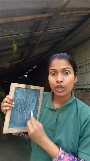 Chalk vs Blackboard = Funny Teacher Moment😁😄😁