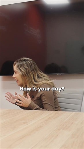 🩺 Ready to level up your English for healthcare? SELC’s Medical English course helps you learn the vocabulary, expressions, and real-life communication you need to feel confident in medical settings. 📅 January Intake open — Limited Spots Available! 💉 Includes First Aid certification 📚 4-week course 🌍 Open to ANYONE who wants to learn medical vocabulary Start speaking the language of healthcare. 👉 Enroll today! | SELC College