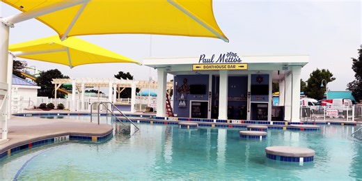 Carowinds announces opening date for new swim-up bar