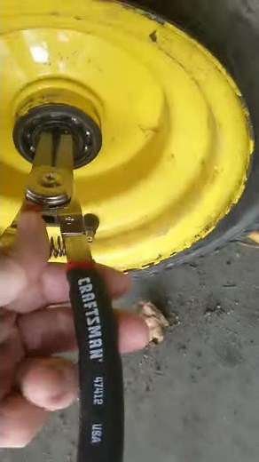 F935 John Deere rear tire removal