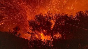 Eaton Fire turns deadly, burns more than 10,000 acres