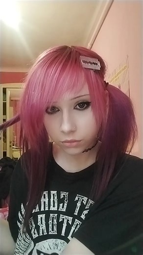 Самая недооцененная эмо группа 2000-х