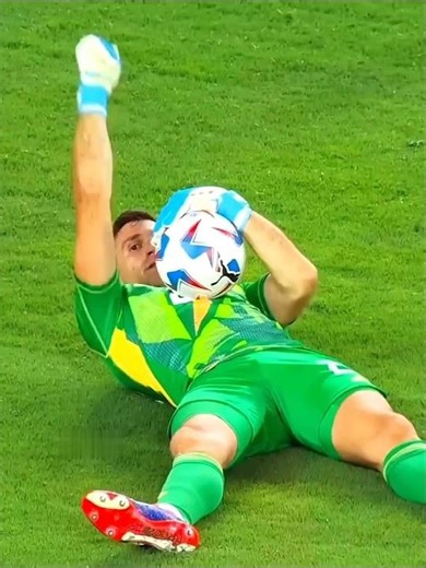 When Goalkeeper Become Hero 🤯 #footballshorts