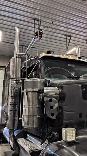 Stay tuned for the top end rebuild on this unit #w900 #c15acert #kenworth #dnadiesel #repair