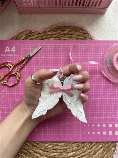 DIY Angel Wings Craft – Delicate Victoria’s Secret Angel Inspired