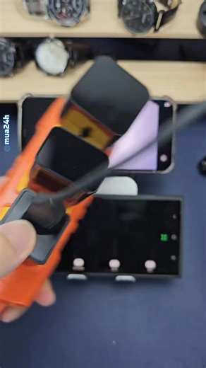 🎥 Cách chọn camera cốc sạc ngụy trang phù hợp – bí mật, rõ nét, dễ dùng Bạn đang tìm một chiếc camera nhỏ gọn, kín đáo, quay rõ nét mà không ai nhận ra? Vậy thì camera cốc sạc ngụy trang chính là lựa chọn “đáng tiền” nhất hiện nay – vừa giám sát hiệu quả, vừa đảm bảo tuyệt đối an toàn cho người sử dụng. Nhưng giữa hàng chục mẫu khác nhau, làm sao để chọn đúng loại phù hợp với công việc của bạn? Bên em bật mí 3 mẹo chọn nhanh – ai cũng hiểu, ai cũng làm được 👇 🔹 1. Chọn theo môi trường sử dụng