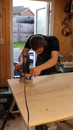 Here’s how I made my first live edge dining table out of 2 beautiful slabs of ash 🪵 #woodworking