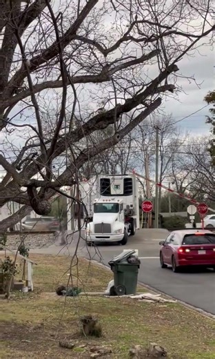 NS train pushes semi in Greer, SC #trainaccident #traincrash #trainwreck