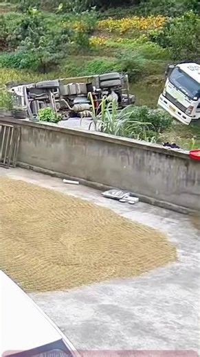 Rural Concrete Mixer Accident: Real-time Scene After Tip-over!