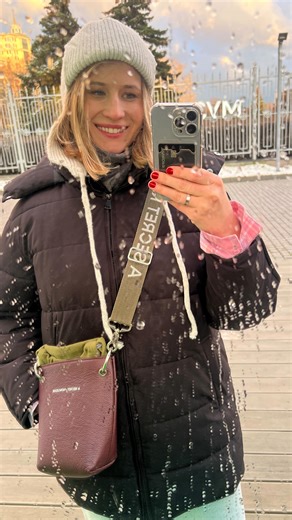 28 reactions | First snowy day in Moscow❤️‍ #moscow #moscowtour #moscowtourguide | IGuide Moscow | Facebook