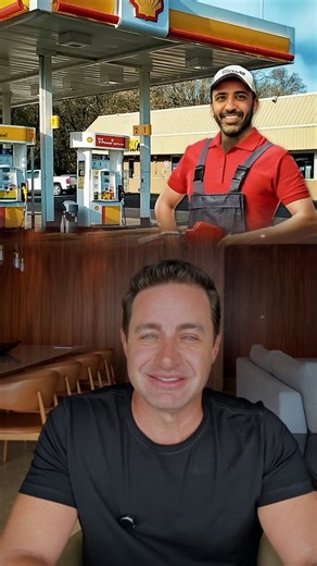 Matheus Beirao on Instagram: "Ele vendeu um desodorante pela internet antes de fabricar. Dois anos depois, vendeu a empresa por 100 milhões de dólares. O produto? Desodorante natural. A sacada? Testar demanda antes de produzir e ficar obcecado em ouvir o cliente. Moiz Ali era filho de imigrantes paquistaneses, cresceu trabalhando no posto de gasolina dos pais. Um dia pegou um desodorante na farmácia, leu os ingredientes, e não entendeu nada. Alumínio, silicone, nomes químicos impronunciáveis. Pe