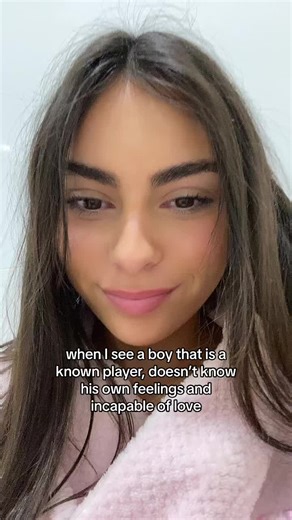 Understanding Player Behavior in Relationships