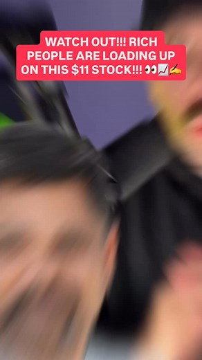 13K views · 119 reactions | My investing strategies have reached over 100 million globally and I’m giving away my insights into the stock market for FREE! See what stocks the rich are investing in today, alongside breaking stock market news and the stocks affected by that news by signing up for my FREE Weekly Newsletter. Message me “NEWS” if you want this information for FREE every week! #ceowatchlist #investigativejournalism #reporter | CEO Watchlist | Facebook