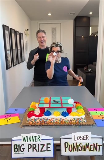 Cake tic tac toe turns into a sweet game