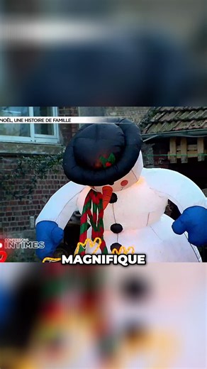 Sa machine infernale est lancée… la maison se transforme en folie de Noël 🎄😳🎅 | Confessions Intimes