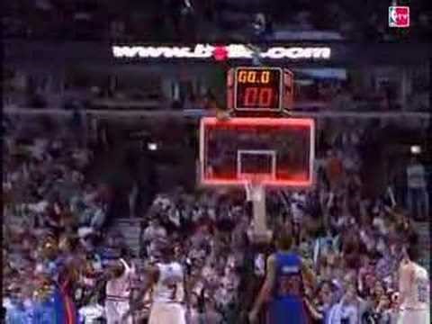 Rasheed Wallace hits a buzzer beating 3!