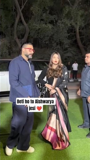 Aishwarya Rai Bachchan with Abhishek Bachchan and Her Mother at Aaradhya's Annual School Day 😍
