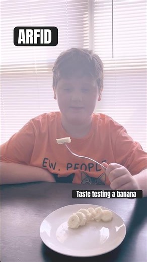 Trying a banana 🍌 #ARFID Taste Test #pickyeating