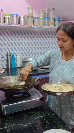 Is bar apne kitni gujiya banayi 🥰 #shorts #minivlog #holispecial #gujiya #vlog #recipe #dailyvlog