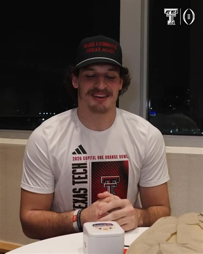 Open our Orange Bowl gift bag with the Big 12 Championship Game MVP 🎁 | Texas Tech Football