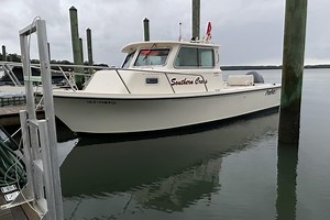 2006 Parker 2520 XL Sport Cabin Pilothouse for sale - YachtWorld