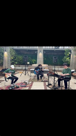 Raid- #mfdoom #boombap #90shiphop The Four Tet remix of Madvillain is amazing too! 👍