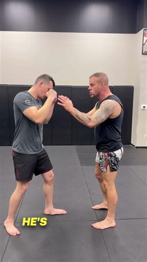 Setting up a off balance cross counter #selfdefense