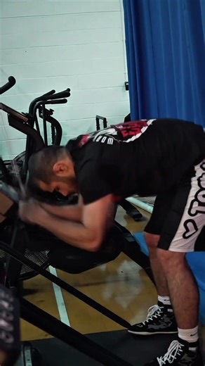 Muhammad Mokaev training in the gym at City of Manchester Wrestling Club 🇬🇧💪