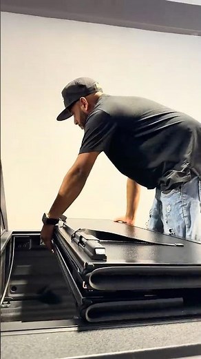 Install Process – Honda Ridgeline Hard Tonneau Cover