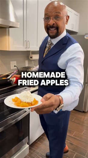 1.8K reactions · 88 comments | Quick & Easy Fried Apples Recipe #RushionMcDonald #friedapples #Baking #Food #cooking #KeepWinning #explorepage #viral | Rushion McDonald | Facebook
