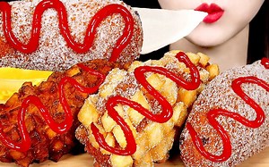 【ZOEY】芝士玉米热狗 吃播咀嚼音