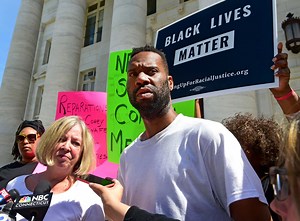 Yale Dishwasher Resigns After Smashing Window Depicting Slaves, Charges Dropped | Essence