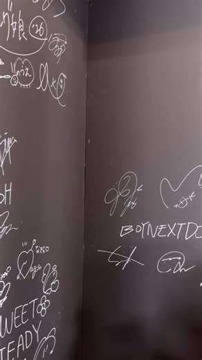 CDTV♪TBSテレビ on Instagram: "#CDTVライブライブ インスタ限定！激レア★サインムービー配信中 #超とき宣 の皆さん 「超最強」を 披露していただきました！ 王道キラキラ可愛いソング💕 みんな超かわいい〜〜😍 素敵なステージをありがとうございました！ 2026年もよろしくお願いいたします🐴 #CDTV #TBS"