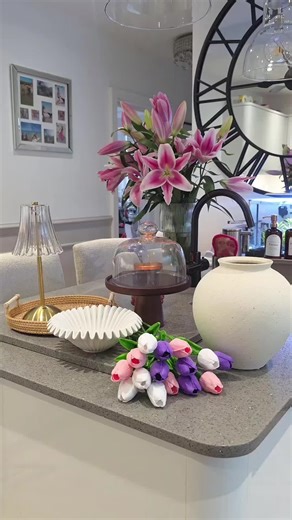 Home haul on a budget | AD The price of these beautiful tulips 🌷🤭 I absolutely love Temu! I highly recommend checking the app out for home decor you will not be disappointed 🩷 You can search code - kbw7623 for discounts on qualifying orders* #temufinds #teamushopping #temuhaul #ad #temu *applicable to new users only; minimum order amount applies; T&Cs appl).