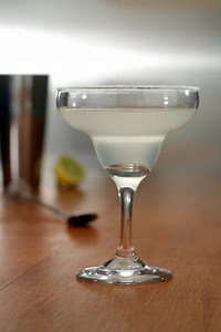 Cocktail Margarita - Cocktail Team Cocktail Clássico Margarita IBA