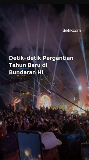 Meriah Malam Tahun Baru di Bundaran HI Jakarta