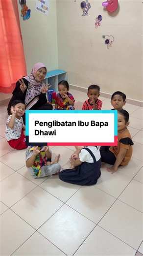 Penglibatan ibu bapa Dhawi…anak2 excited nak berjalan zig zag, bawak bola pingpong guna sudu dan hanger baju…sebab ape? Sbb nak dapat nabati 😆 tq mama Dhawi buat aktiviti dgn anak2! Happy semua dpt bwk balik nabati utk berbuka puasa ptg ni…puasa lah sangattt 🤣 @fizamud #pusatanakpermatanegarasungaisiput #4yearoldactivities #penglibatanibubapa #4mac2026