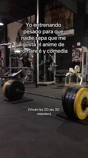 Disimulando mi amor por el anime en el gym