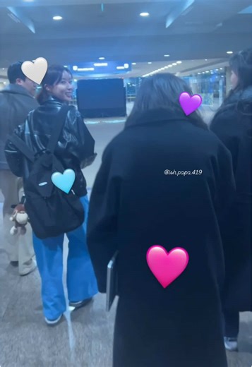 突然走り出すスヒャンちゃんとファンたち。それを後ろから撮る自分。なかなかカオスな状況で楽しい現場でした。#임수향 #imsoohyang #林秀香 #イムスヒャン