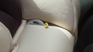 Was macht Axkid Minikid 4 so beliebt bei Eltern?  Die automatische Kopfstütze? Die super einfache Installation im Fahrzeug? Oder seine außergewöhnlich lange Nutzbarkeit? Lerne Axkid 4 in diesem Video besser kennen! https://axkid.com/de/product/axkid-minikid-4/ #Axkid #axkidminikid4 #minikid4 #arrivesafe #längerrückwärts #längersicher | Axkid | Facebook