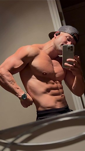 I’m working on a breakdown of my top 7 exercises that pack on the most muscle and in this breakdown, squats are number 1. The reason squats are king and are WIDELY considered the single best exercise for adding overall muscle mass is because of the ANABOLIC STORM they create in the body. Obviously, squats entail maximum muscle recruitment in your quads, glutes and hamstrings, but they also heavily engage the lower back & spinal erectors, core stabilizers (abs, obliques, etc), and upper back/trap